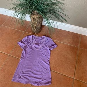 Lululemon Runner Up Short Sleeve - Size 4 Lavender